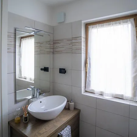 Dolce 住宿加早餐酒店 卡洛泽科泰